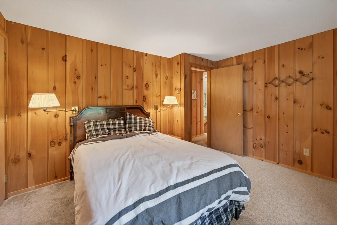 Photo of 36 Bears Den