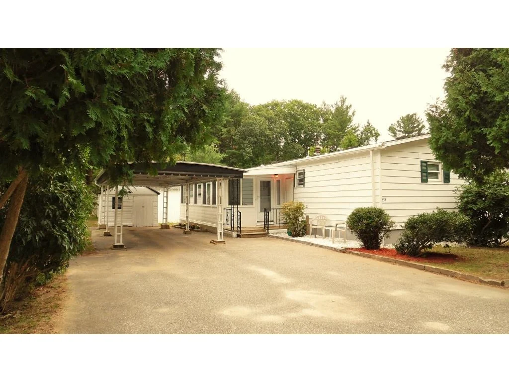 Photo of 235 Robin Hood Dr