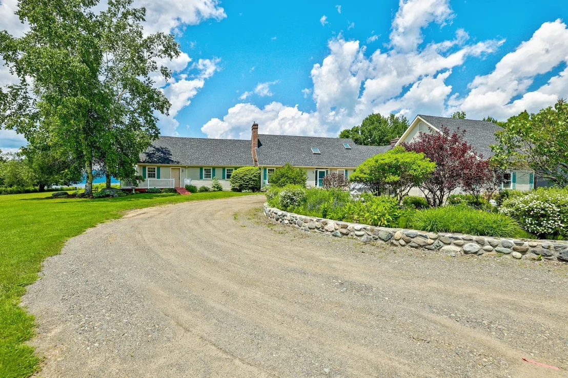 Photo of 535 Willey