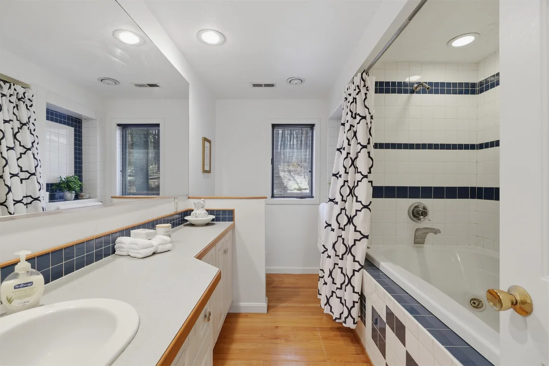 Photo of 21 Brook