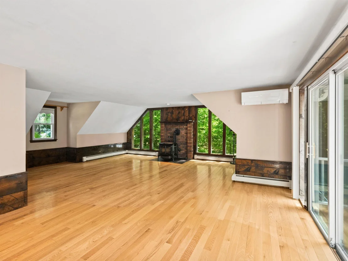 Photo of 35 Sawyer