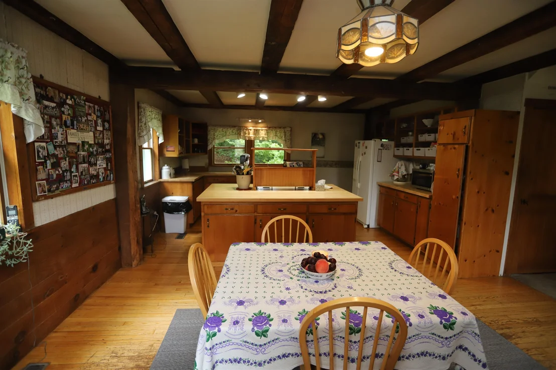 Photo of 1114 Sand Hill