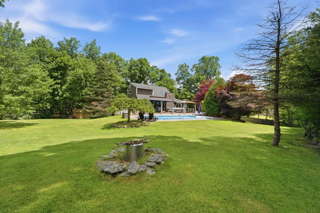 Photo of 60 Stanley Brook