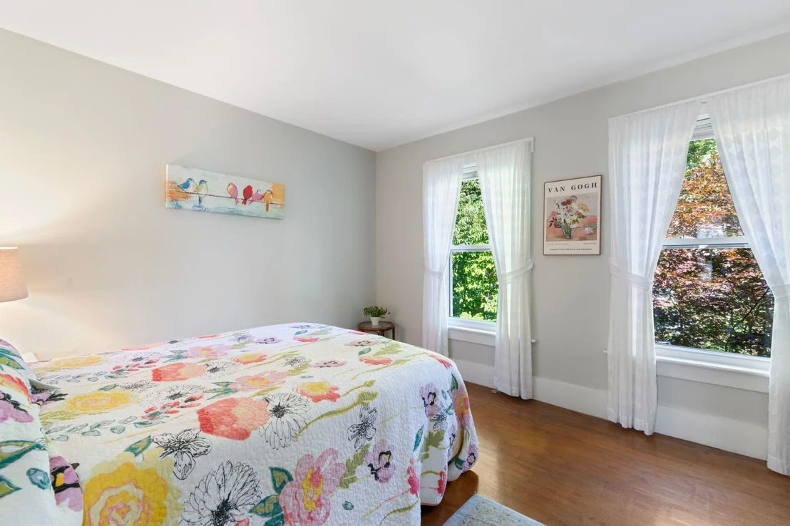 Photo of 19 Blakeslee