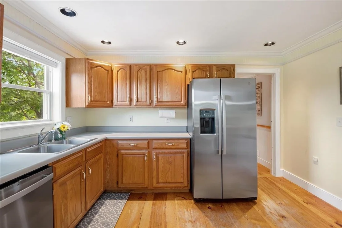 Photo of 381 Bennett