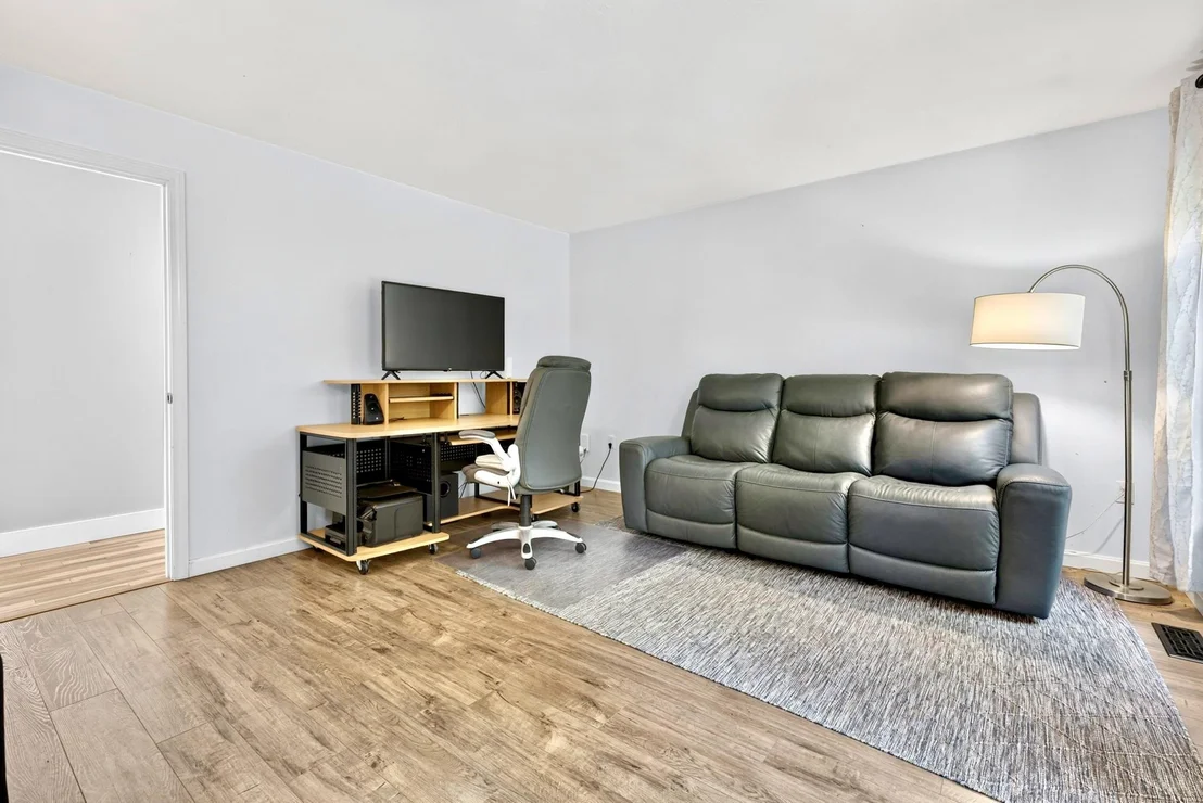 Photo of 44 Wallingford