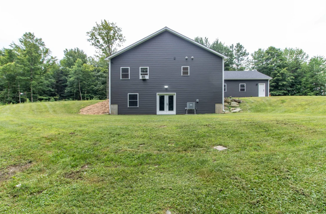 Photo of 559 Spencer Hill