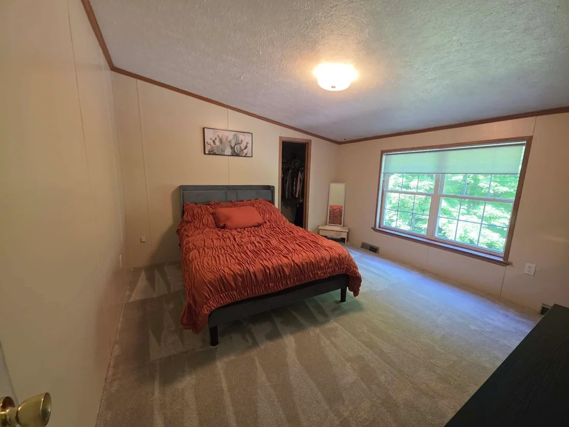 Photo of 2276 Gore