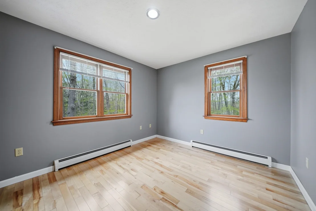 Photo of 142 Forestview