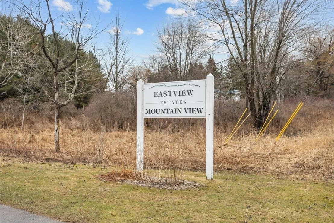Photo of 433 Westview