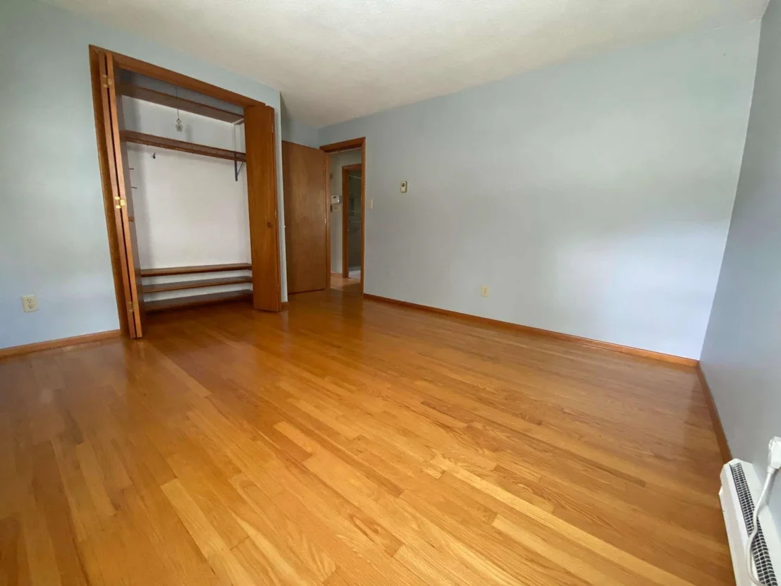 Photo of 34 Bert