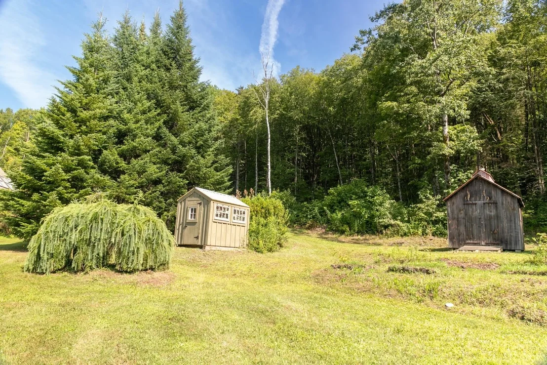 Photo of 2744 Danby Mountain