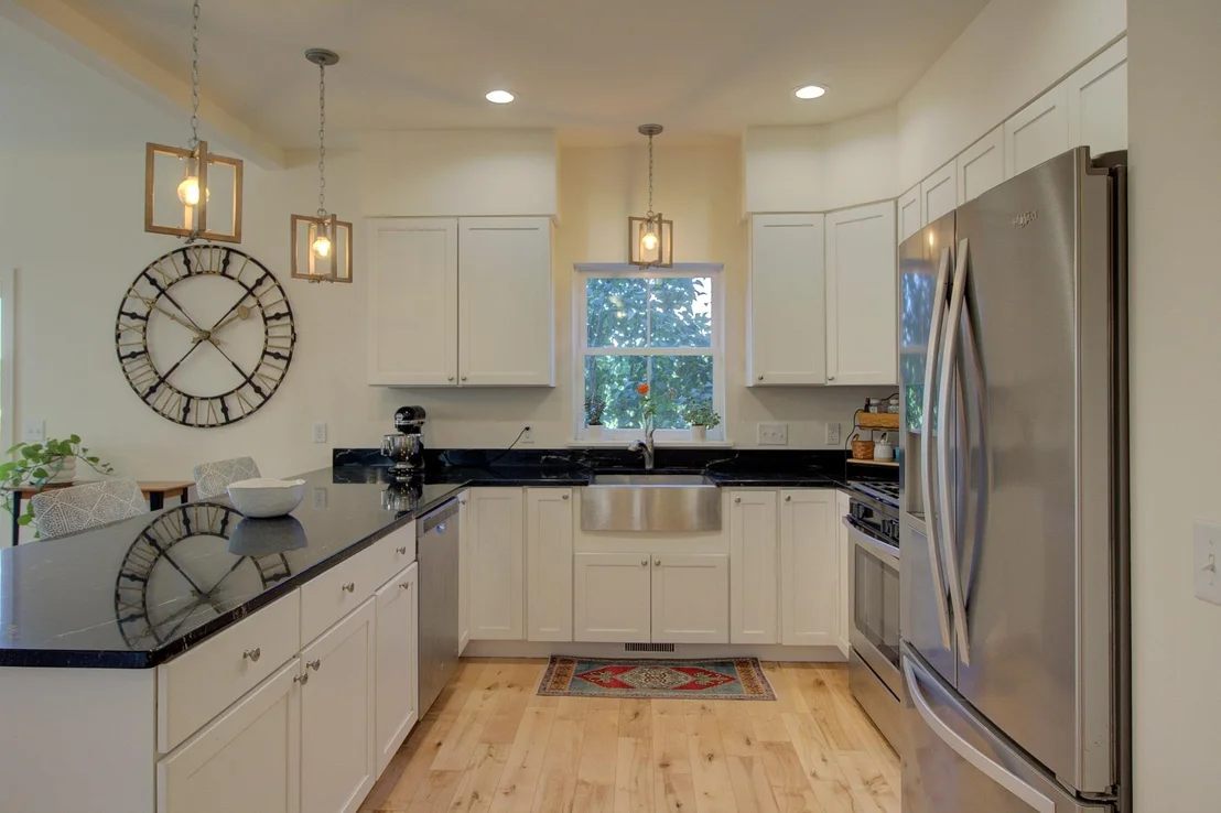 Photo of 307 Rye