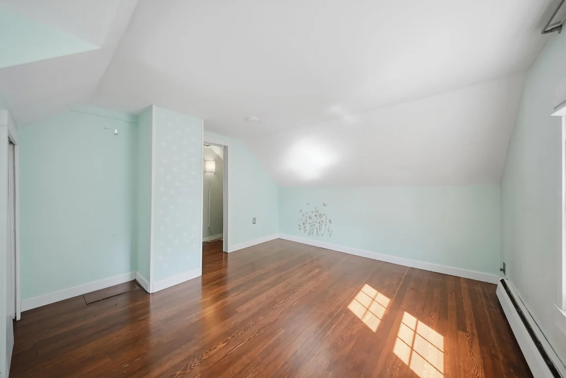 Photo of 10 Roosevelt