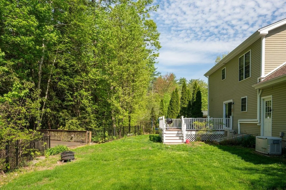 Photo of 192 Streamside