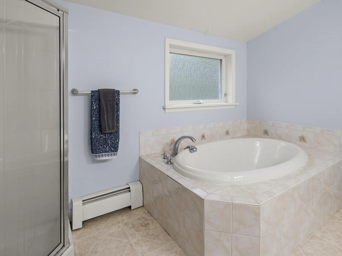 Photo of 140 Austin