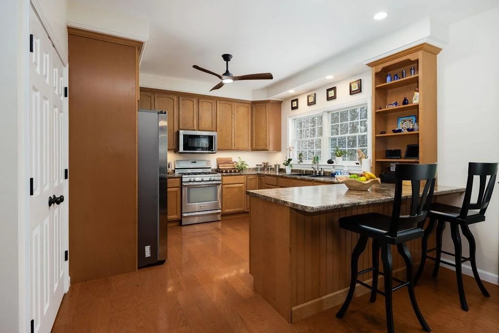 Photo of 3877 Main