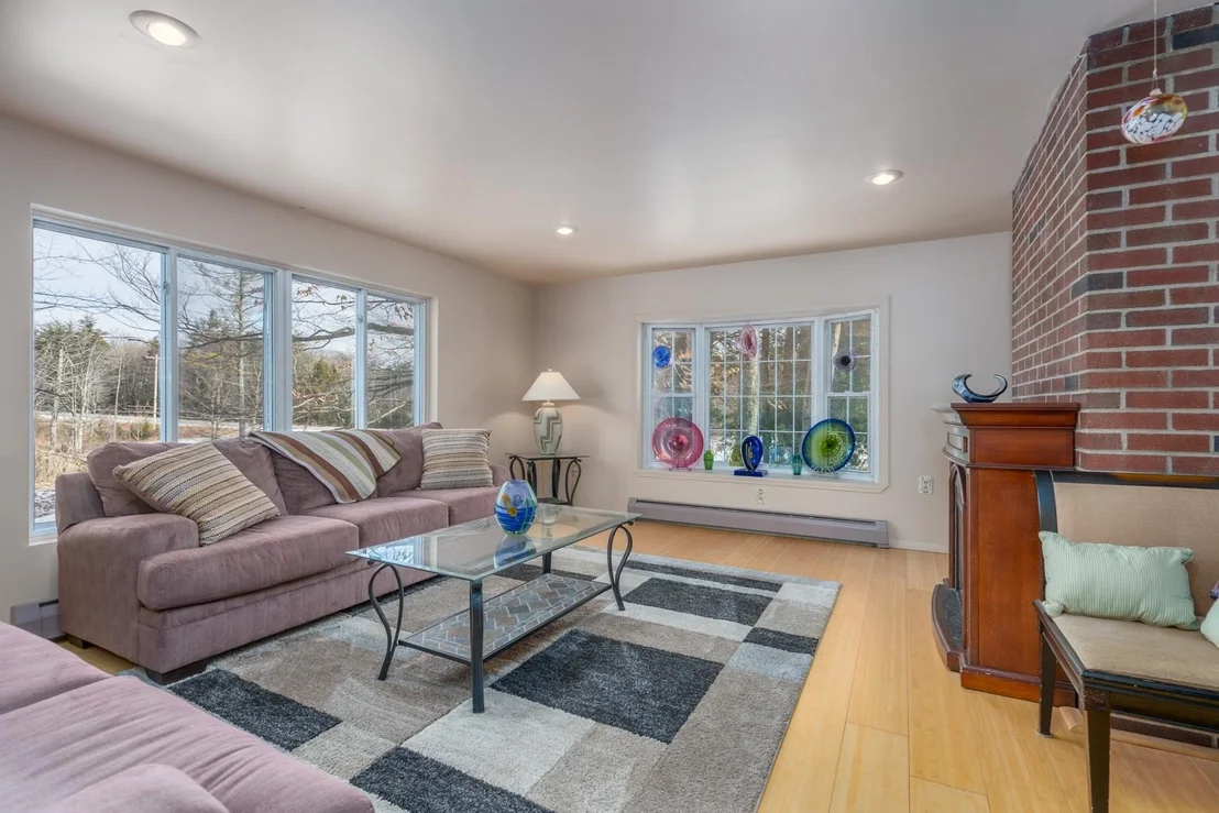 Photo of 140 Mountain View