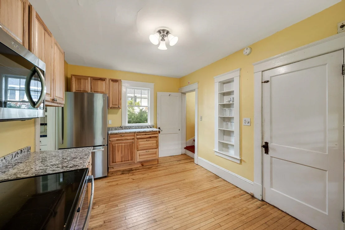 Photo of 173 Central