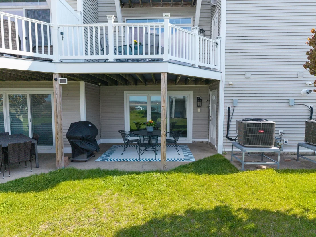 Photo of Unit 4 at 24 Harbor