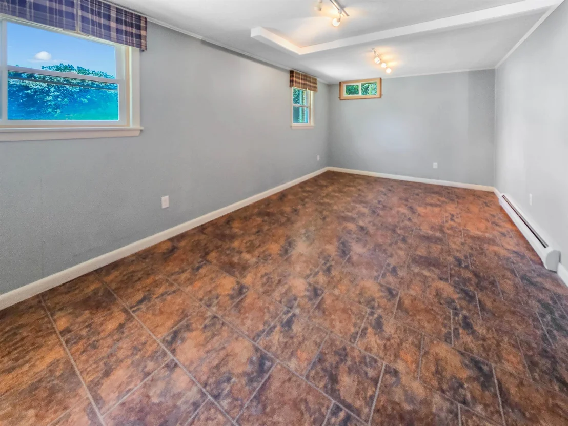 Photo of 6 Juniper Hill
