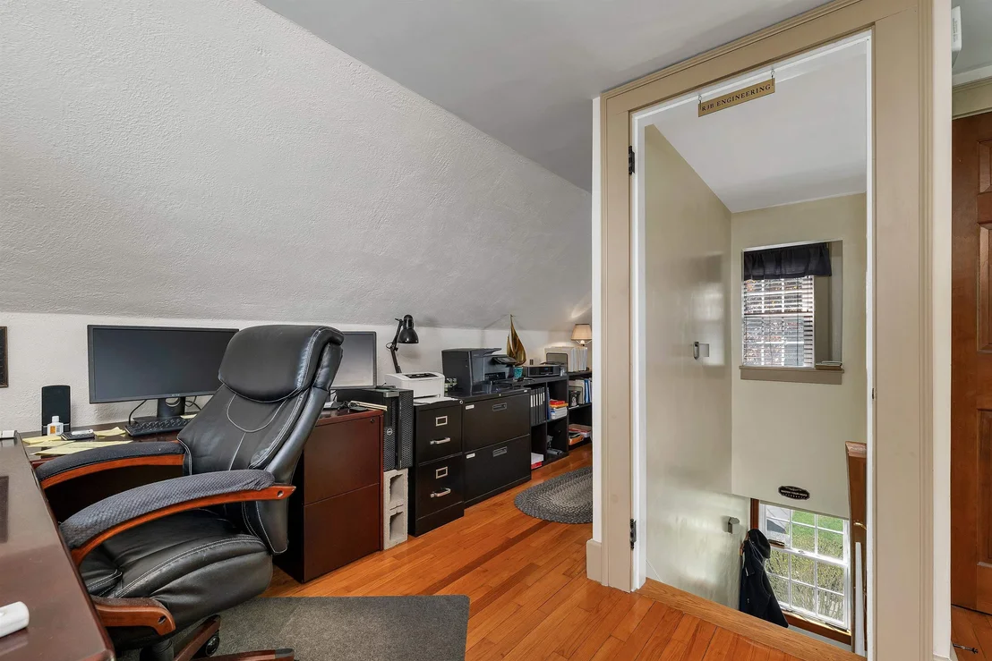Photo of 2 Glendale