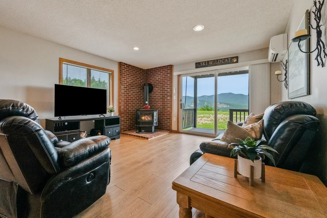 Photo of Unit J81 at J81 Eagle Ridge