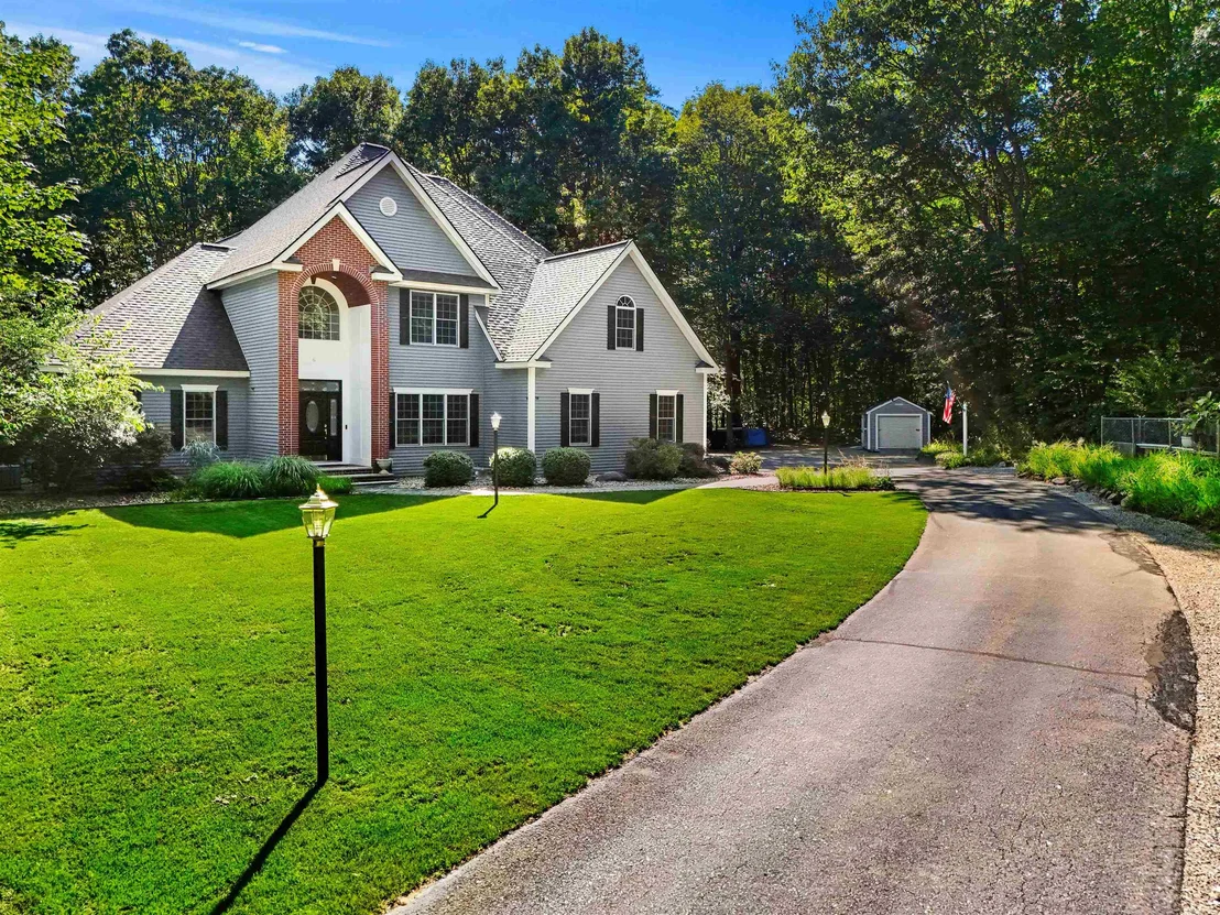 Photo of 6 Evergreen