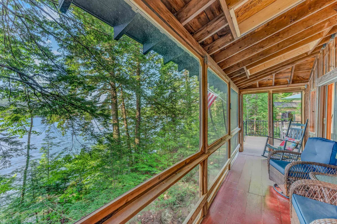 Photo of 16 Hemlock