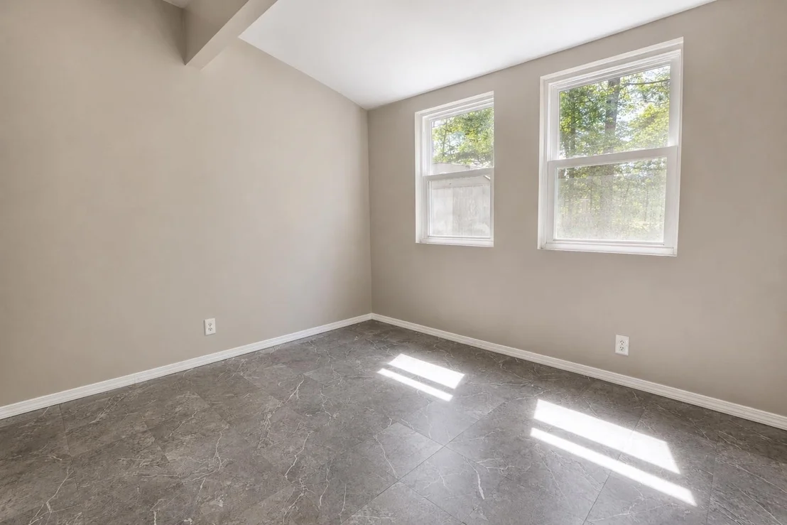 Photo of 53 White Pond