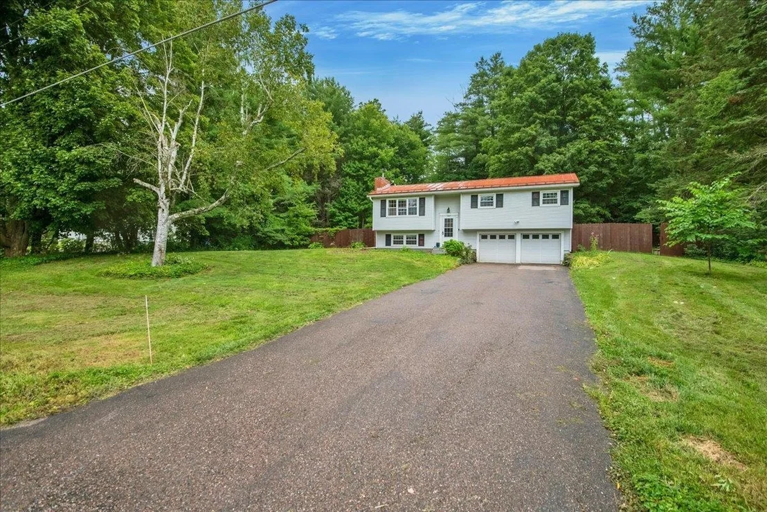Photo of 9 Griswold