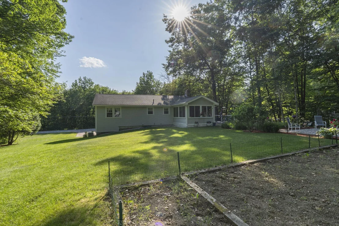 Photo of 21 Emerald