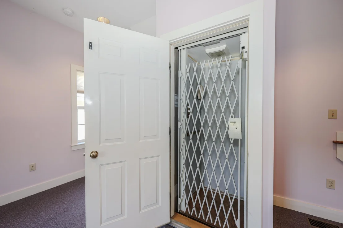 Photo of Unit 3 at 34 Post