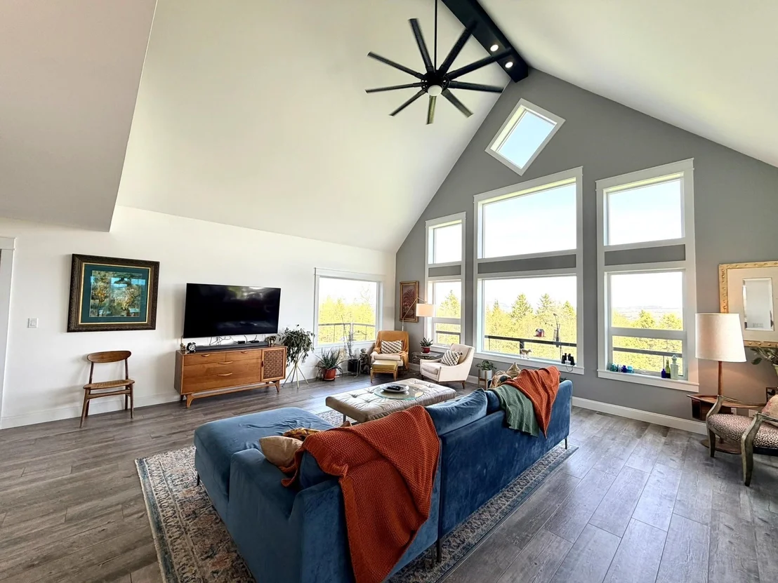 Photo of 700 Whittier