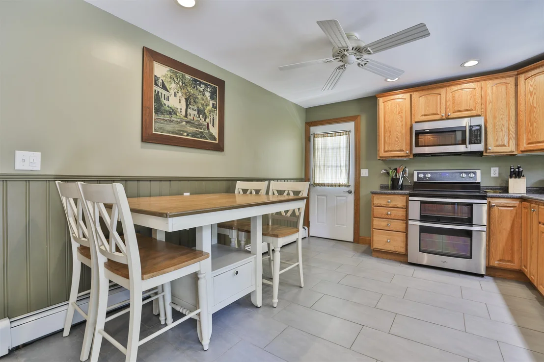 Photo of 61 Knollcrest