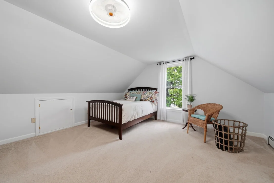 Photo of 76 Granite