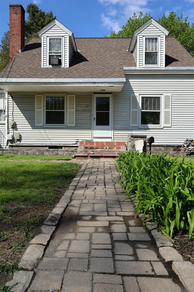 Photo of 427 Maple