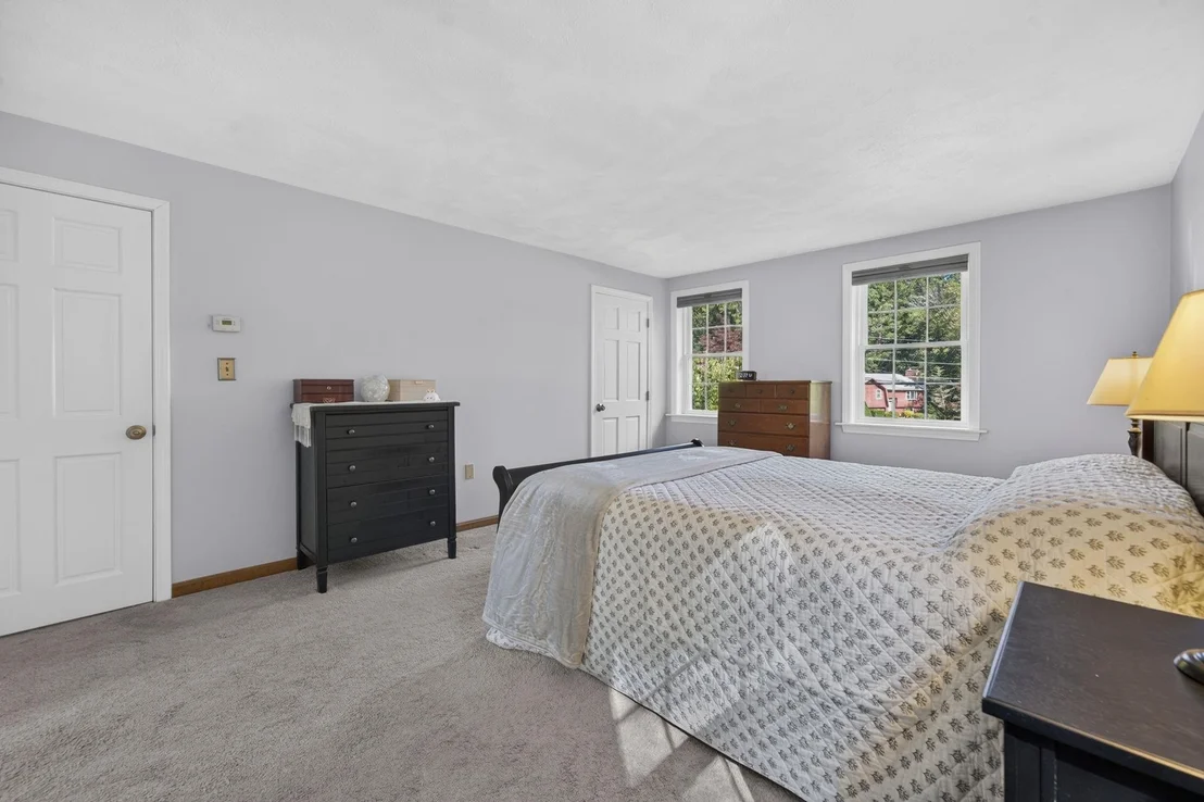 Photo of 28 Longview