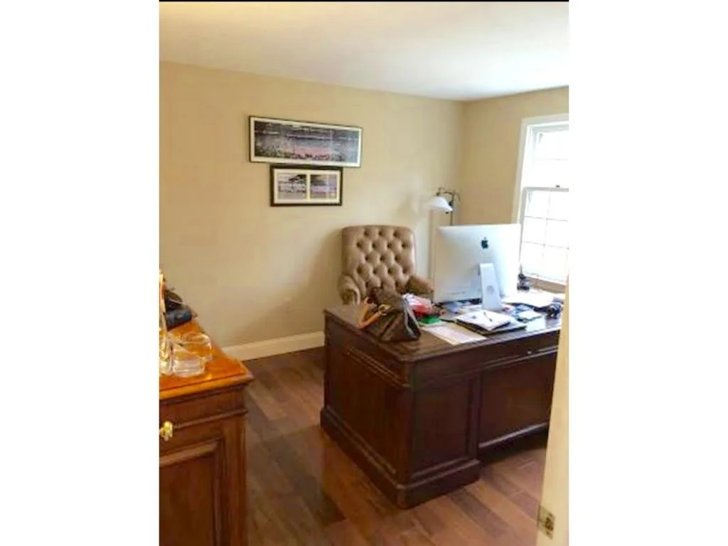Photo of 50 Londonderry