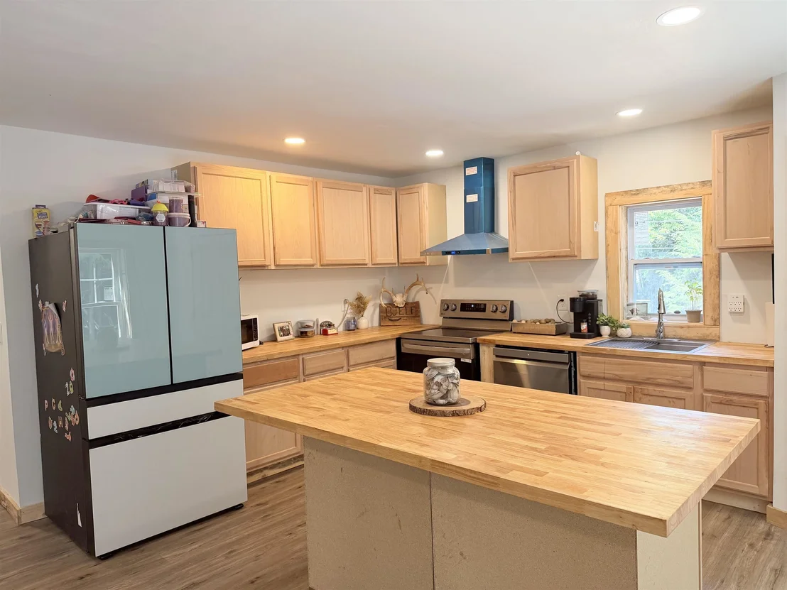 Photo of 39 Hemlock
