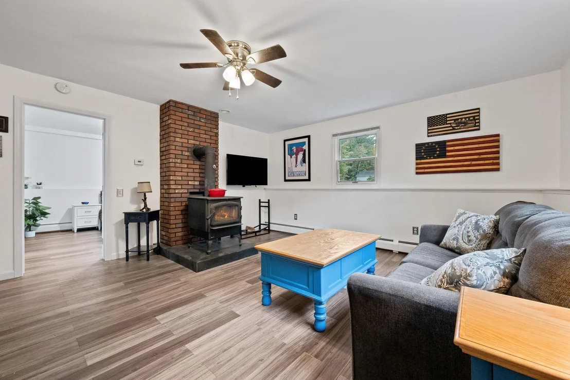 Photo of 42 Crestwood