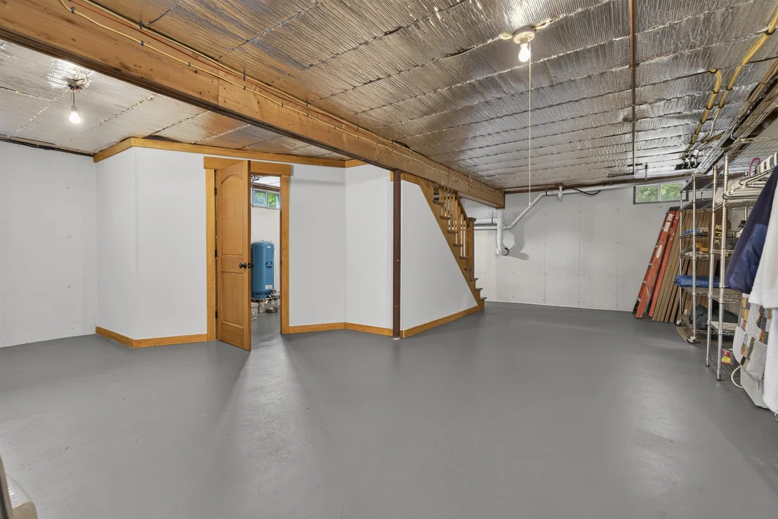 Photo of 854 Murray Hill