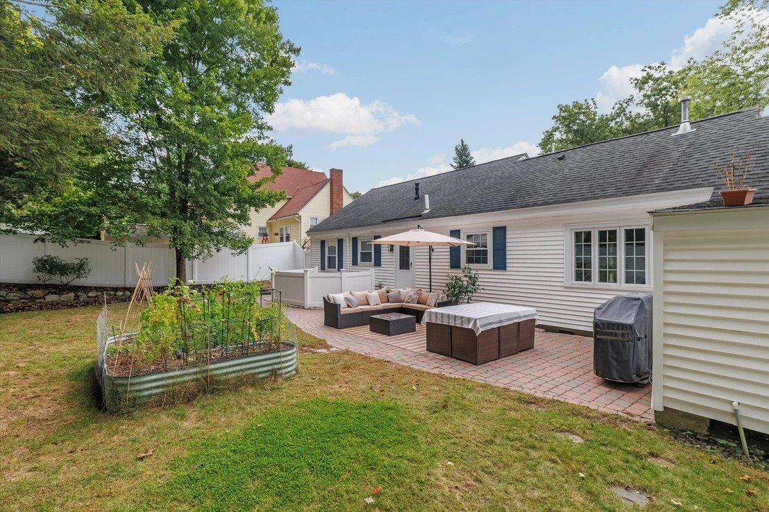 Photo of 19 Monadnock