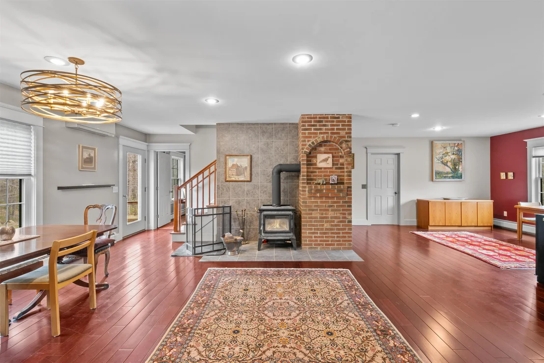 Photo of 362 Jericho