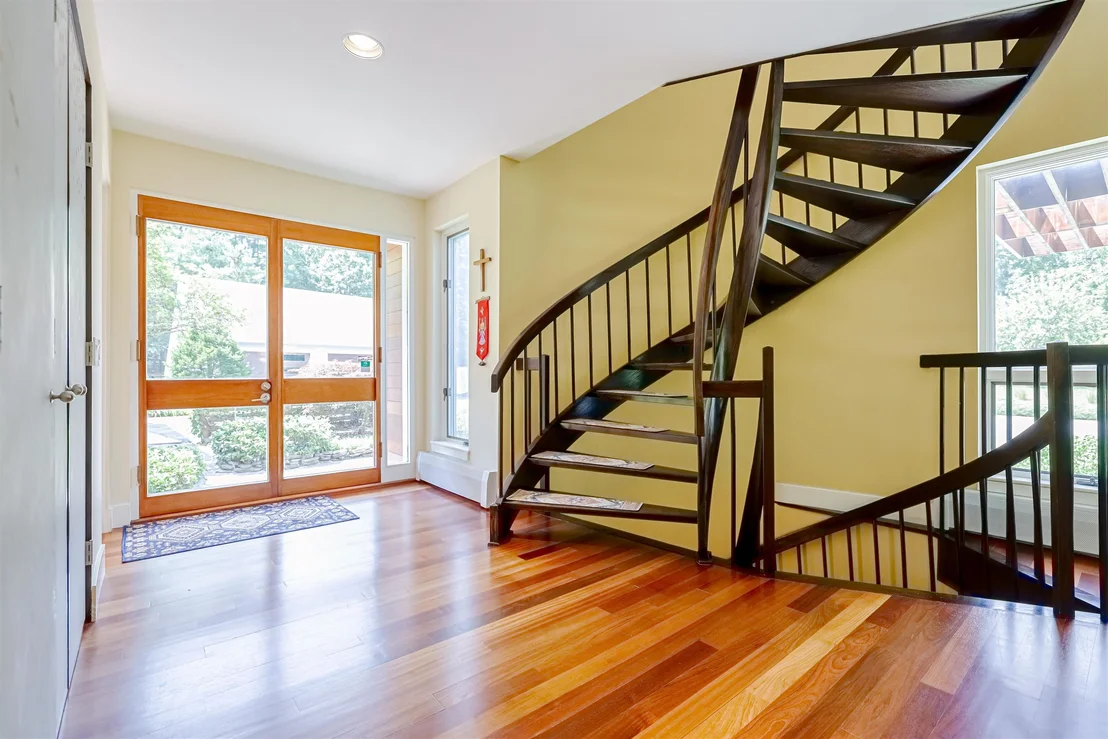 Photo of 155 Pine Hill