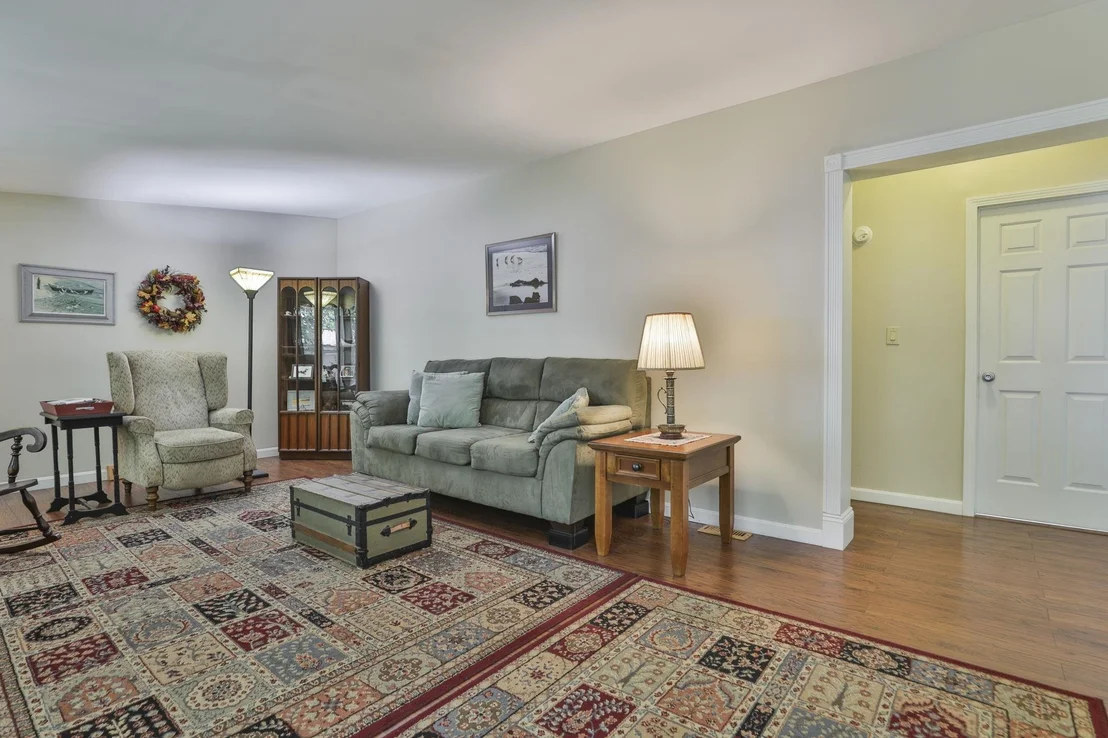 Photo of 8 Aberdeen