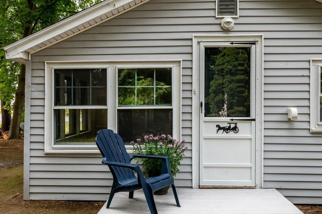 Photo of 348 Dover Point