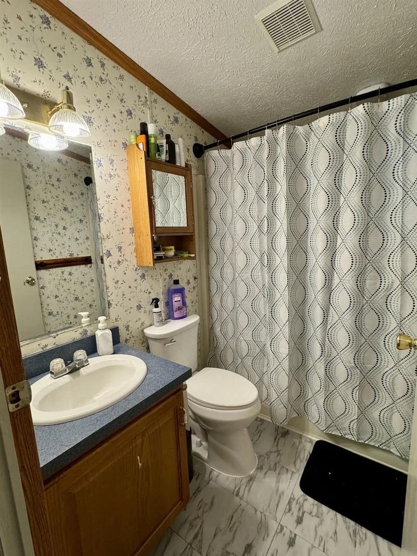 Photo of 2276 Gore