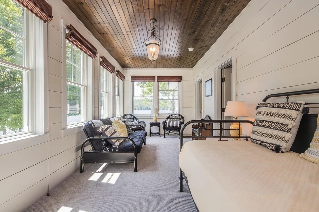 Photo of 1 W. Crystal Haven