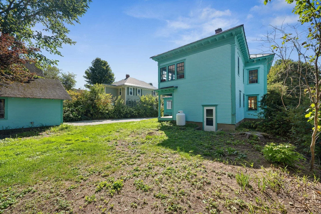 Photo of 173 Central